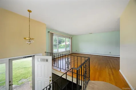 19 Tor Road Wappingers Falls NY 12590