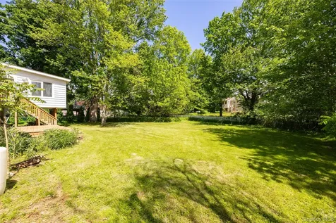 19 Tor Road Wappingers Falls NY 12590