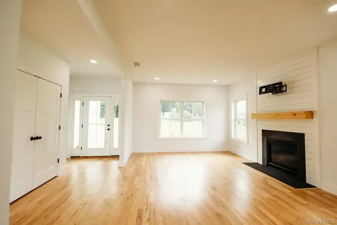168 Pine Grove Road Middletown NY 10940