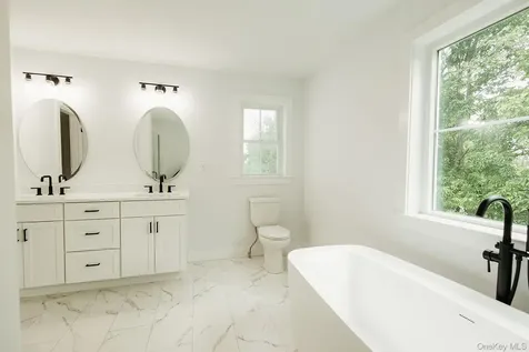 168 Pine Grove Road Middletown NY 10940