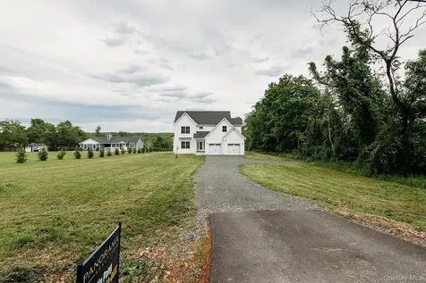 168 Pine Grove Road Middletown NY 10940