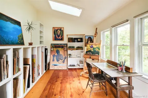 28 S Parsonage Street Rhinebeck NY 12572