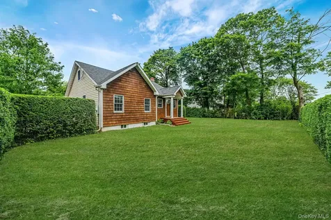 75 Champlin Avenue Bellport NY 11713