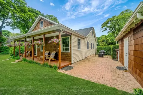 75 Champlin Avenue Bellport NY 11713