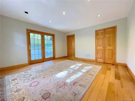 12 Ervilla Drive Larchmont NY 10538