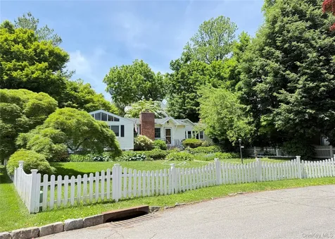 12 Ervilla Drive Larchmont NY 10538