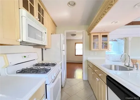 12 Ervilla Drive Larchmont NY 10538