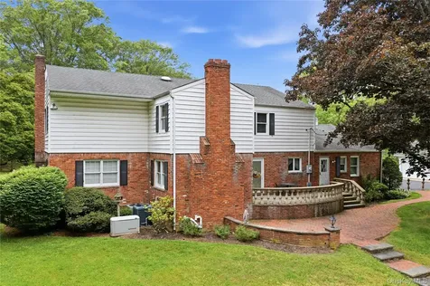 14 Oak Lane Old Brookville NY 11545