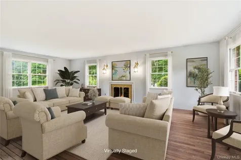 14 Oak Lane Old Brookville NY 11545