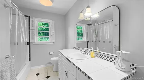 15 Whitehill Place Cold Spring NY 10516