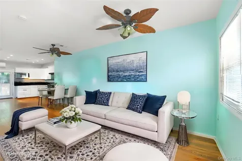 129 Bionia Avenue Staten Island NY 10305