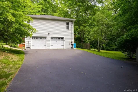 164 Bohl Road Hopewell Junction NY 12533