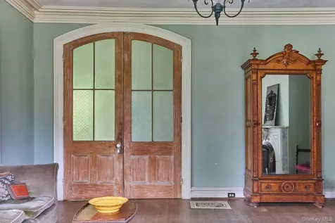 31 Chestnut Street Rhinebeck NY 12572