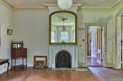 31 Chestnut Street Rhinebeck NY 12572