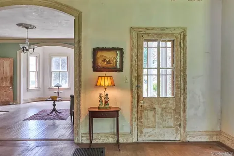 31 Chestnut Street Rhinebeck NY 12572