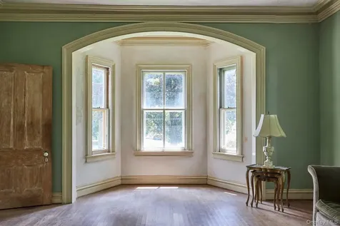 31 Chestnut Street Rhinebeck NY 12572
