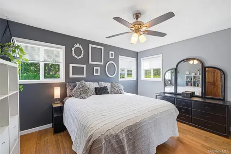 129 Sherman Street Brentwood NY 11717