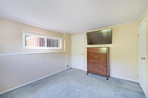 129 Sherman Street Brentwood NY 11717