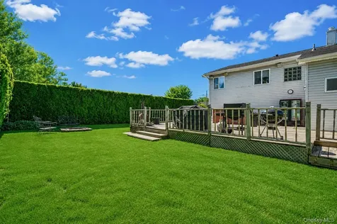 129 Sherman Street Brentwood NY 11717