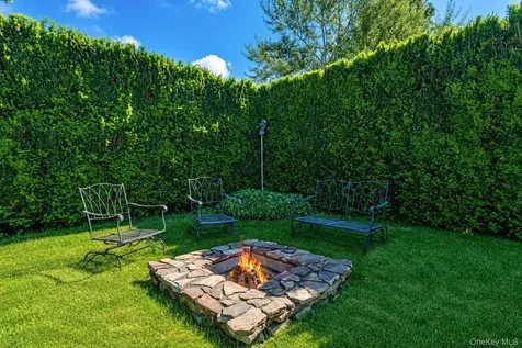 129 Sherman Street Brentwood NY 11717