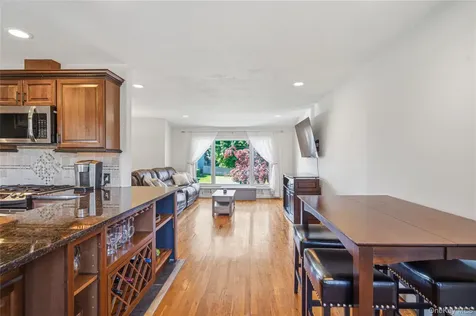 129 Sherman Street Brentwood NY 11717