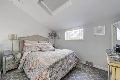 121 Laurel Lane Laurel Hollow NY 11791