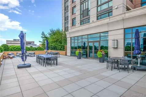 175 Huguenot Street New Rochelle NY 10801
