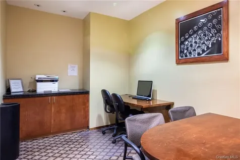 175 Huguenot Street New Rochelle NY 10801
