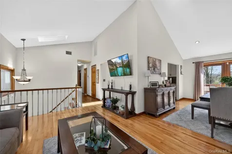 3 Arlington Drive Harriman NY 10926
