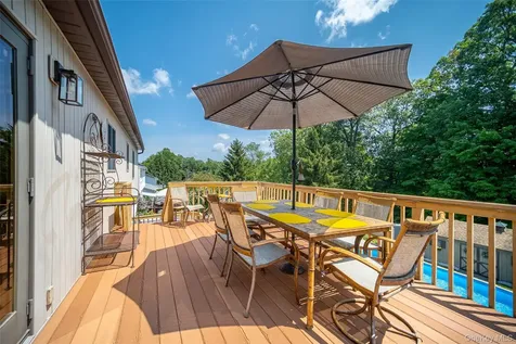3 Arlington Drive Harriman NY 10926
