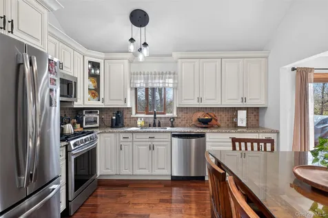 3 Arlington Drive Harriman NY 10926