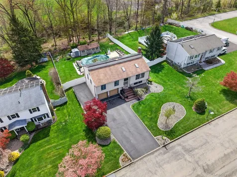 3 Arlington Drive Harriman NY 10926