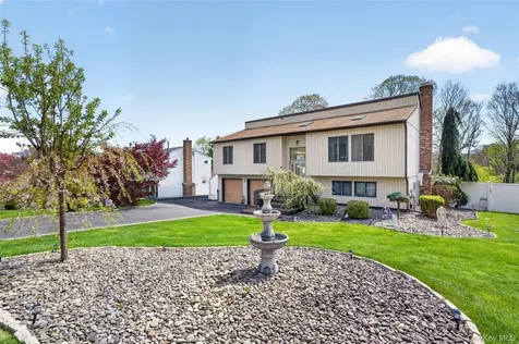 3 Arlington Drive Harriman NY 10926