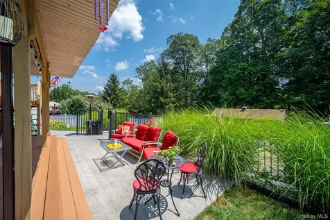 3 Arlington Drive Harriman NY 10926