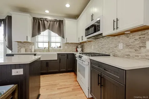 9 Poplar Street Hopewell Junction NY 12533