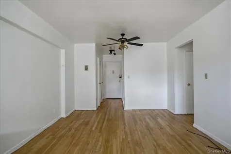 279 N Broadway Yonkers NY 10701