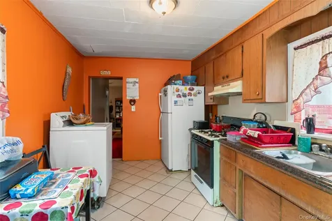 218 Targee Street Staten Island NY 10304
