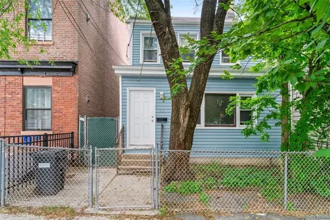 218 Targee Street Staten Island NY 10304