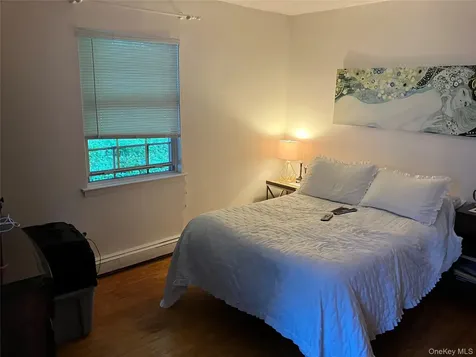 11 Harmony Lane Glen Cove NY 11542