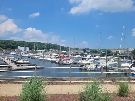 11 Harmony Lane Glen Cove NY 11542