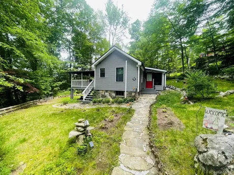 76 Bryant Trail Carmel NY 10512