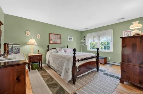 316 Forest Valley Road Pleasant Valley NY 12569