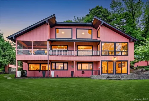 4 Grandview Avenue Cornwall On Hudson NY 12520