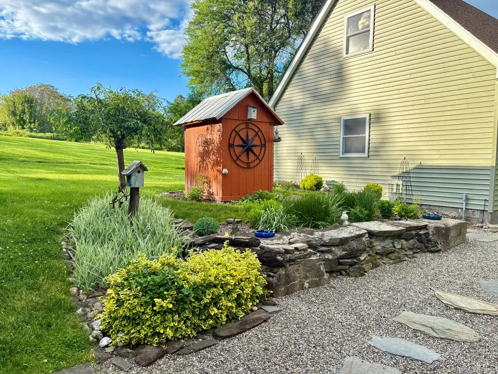 2303 Salt Point Turnpike Clinton Corners NY 12514