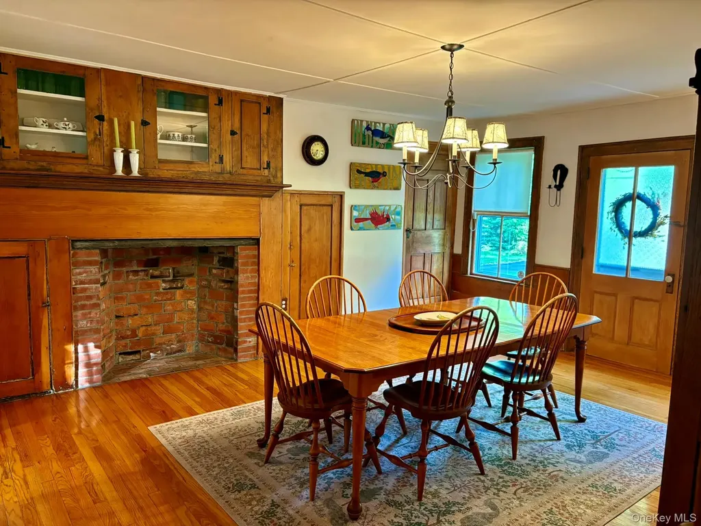 2303 Salt Point Turnpike Clinton Corners NY 12514