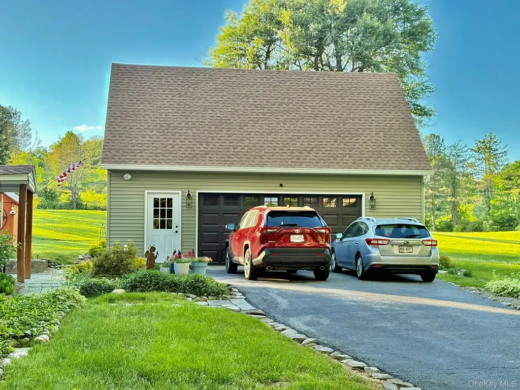 2303 Salt Point Turnpike Clinton Corners NY 12514