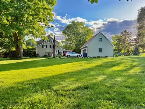 2303 Salt Point Turnpike Clinton Corners NY 12514