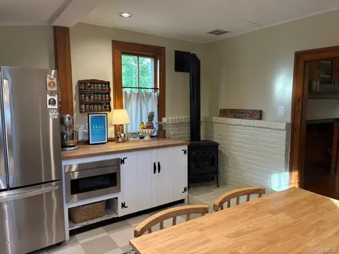 2303 Salt Point Turnpike Clinton Corners NY 12514