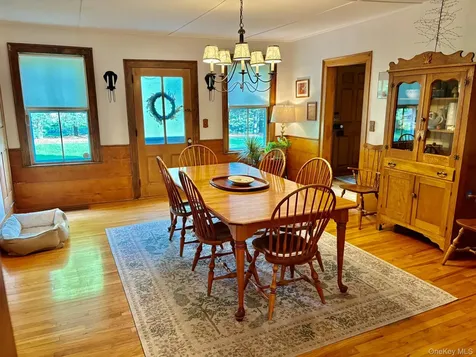 2303 Salt Point Turnpike Clinton Corners NY 12514