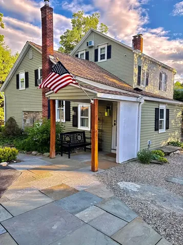 2303 Salt Point Turnpike Clinton Corners NY 12514